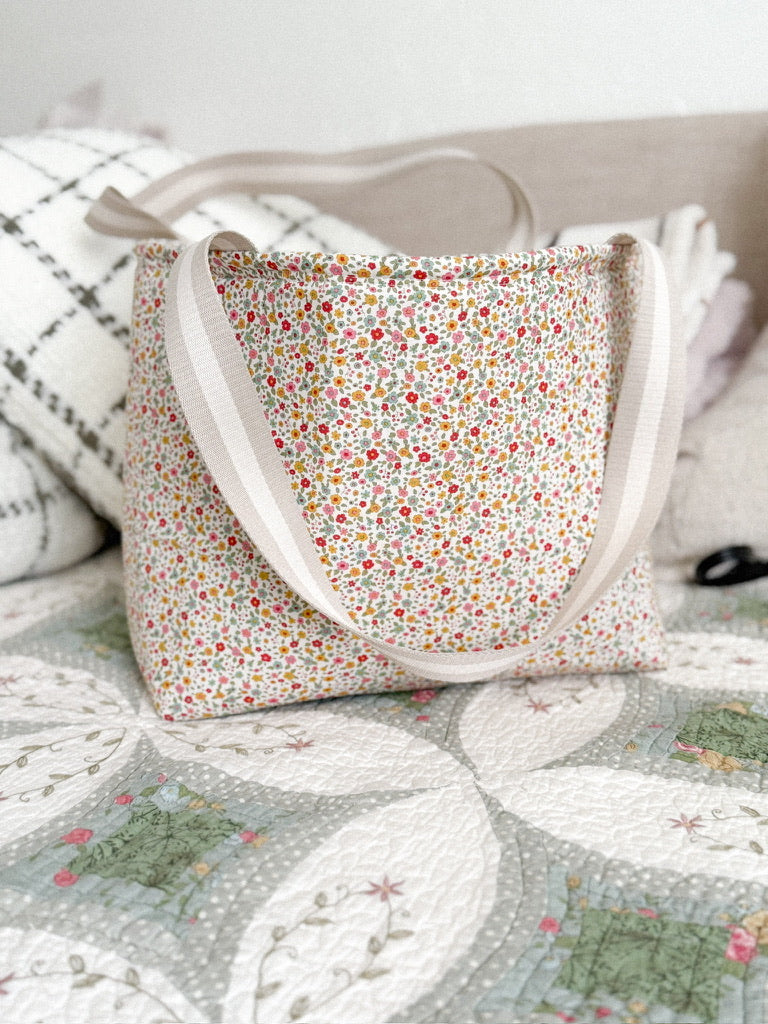 Sunset Blooms Everyday Tote Bag