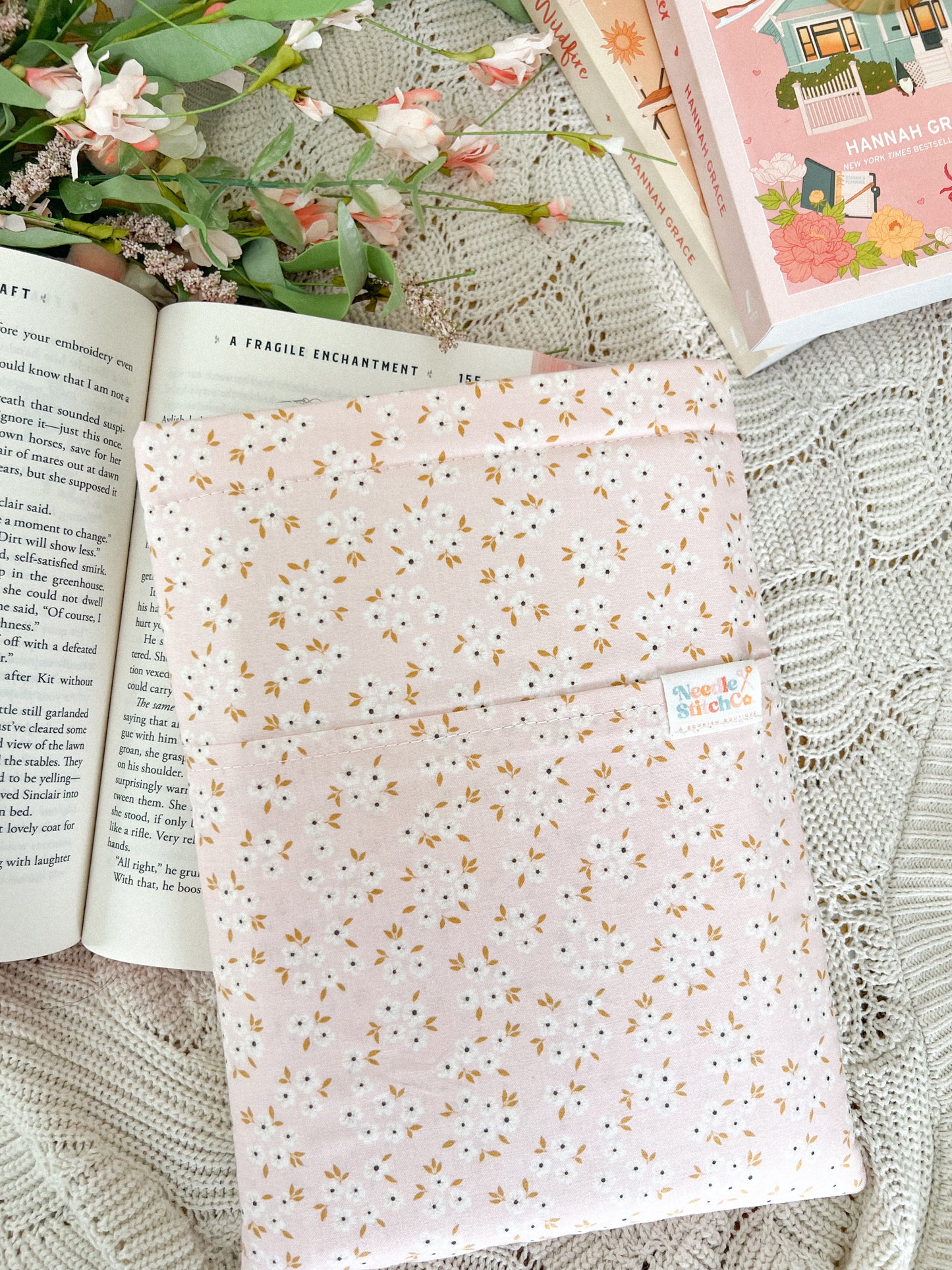 Ditsy Floral in Blush