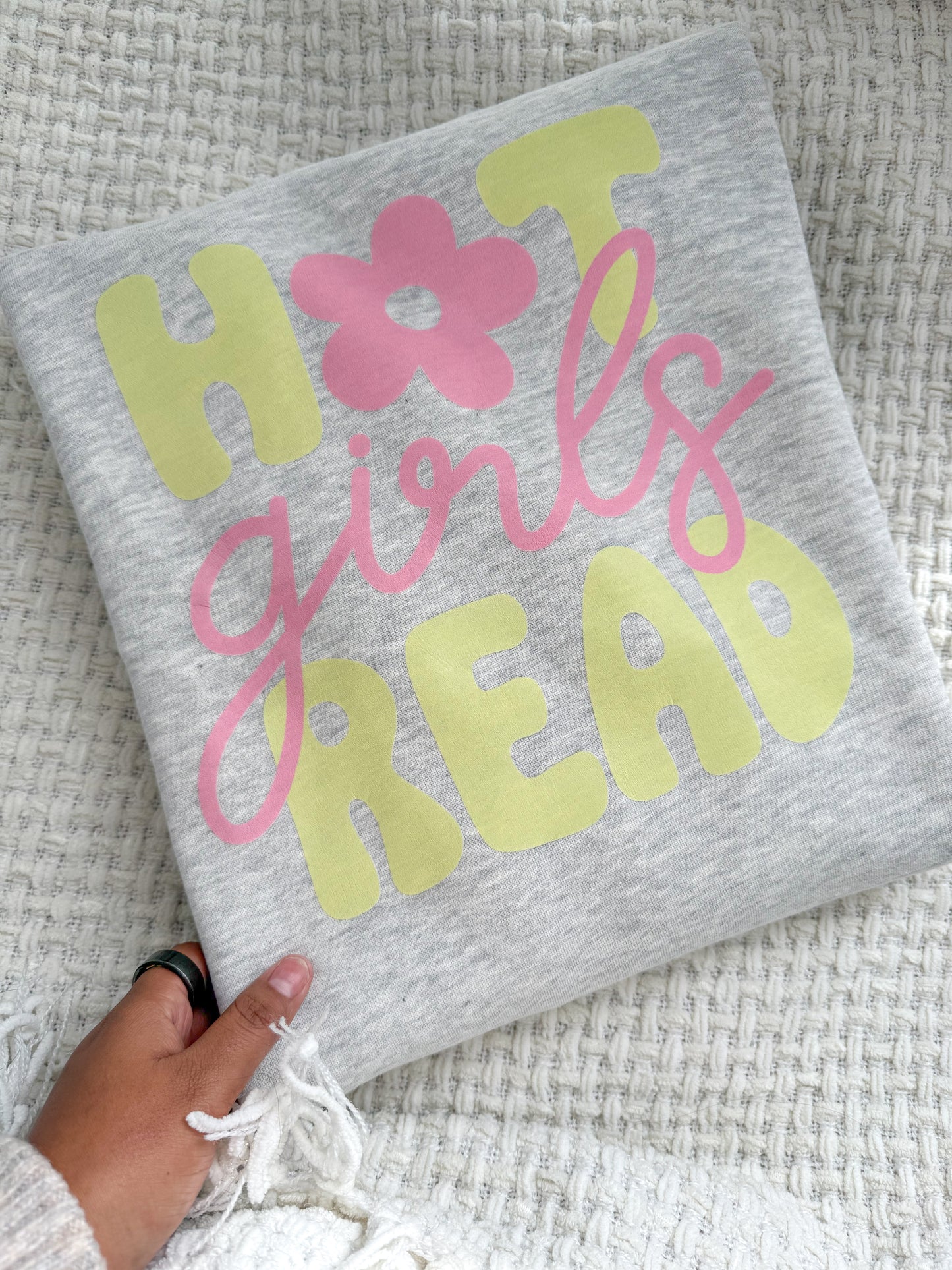 Hot Girls Read - READY TO SHIP