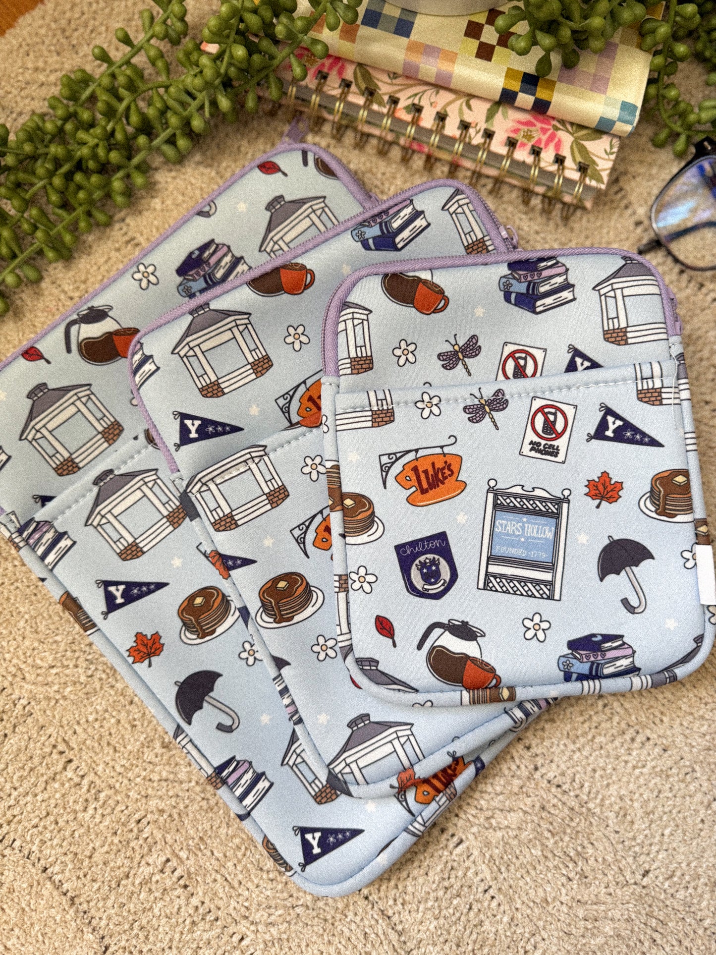 Stars Hallow Zip Pouch - READY TO SHIP