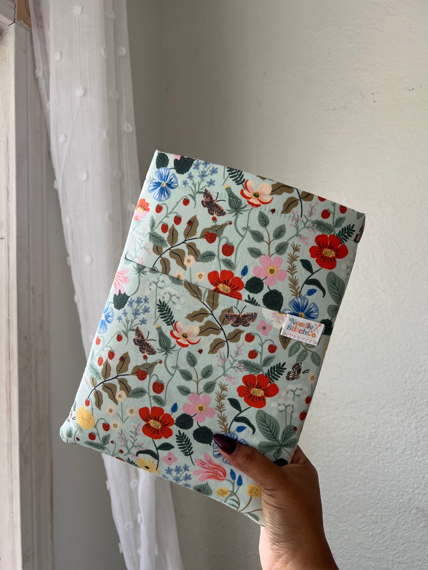 Ready to Ship - Biggie Sleeves