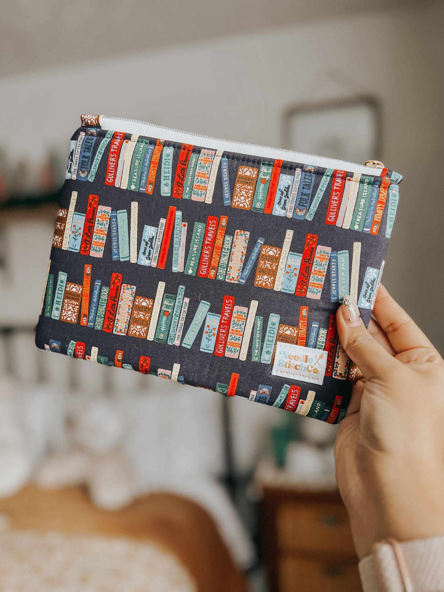 Book Club Kindle Pouch