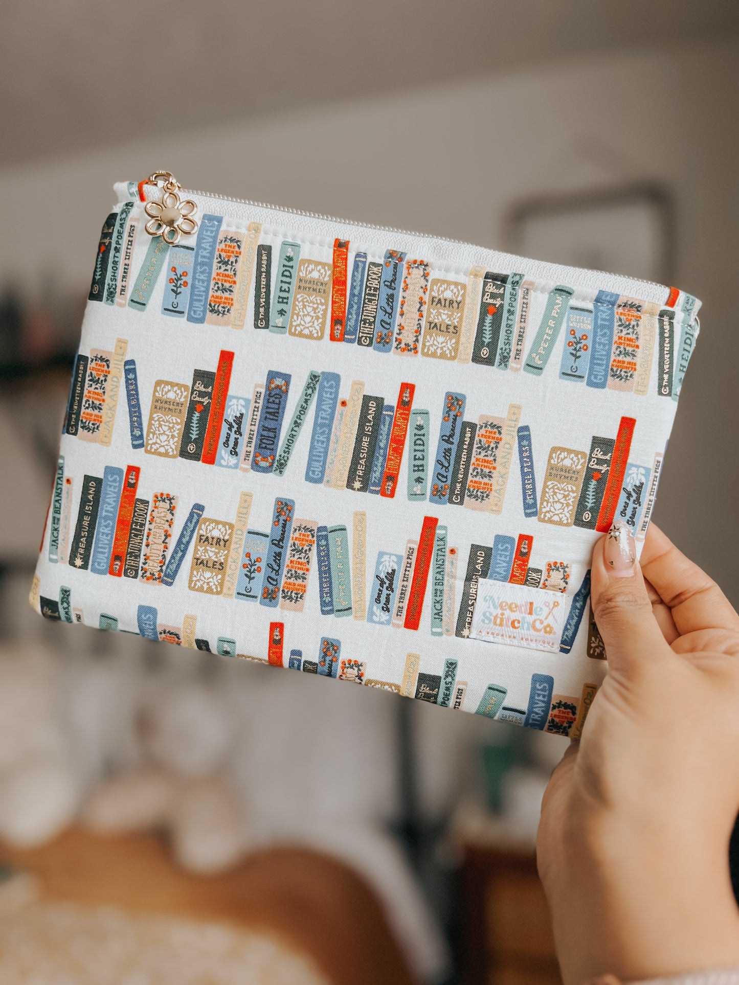 Book Club Kindle Pouch