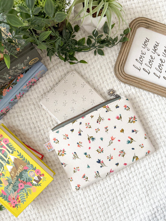 Songbook Blush Kindle Pouch