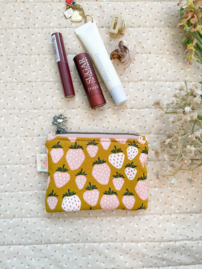 Queen of Berries Pixie Pouch