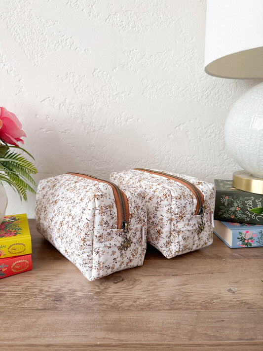 Willow in Linen Boxy Pouch