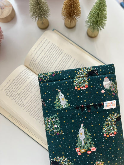 Rockin' Around the Catmas Tree