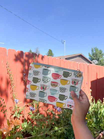 Sunday Teacups Pouch