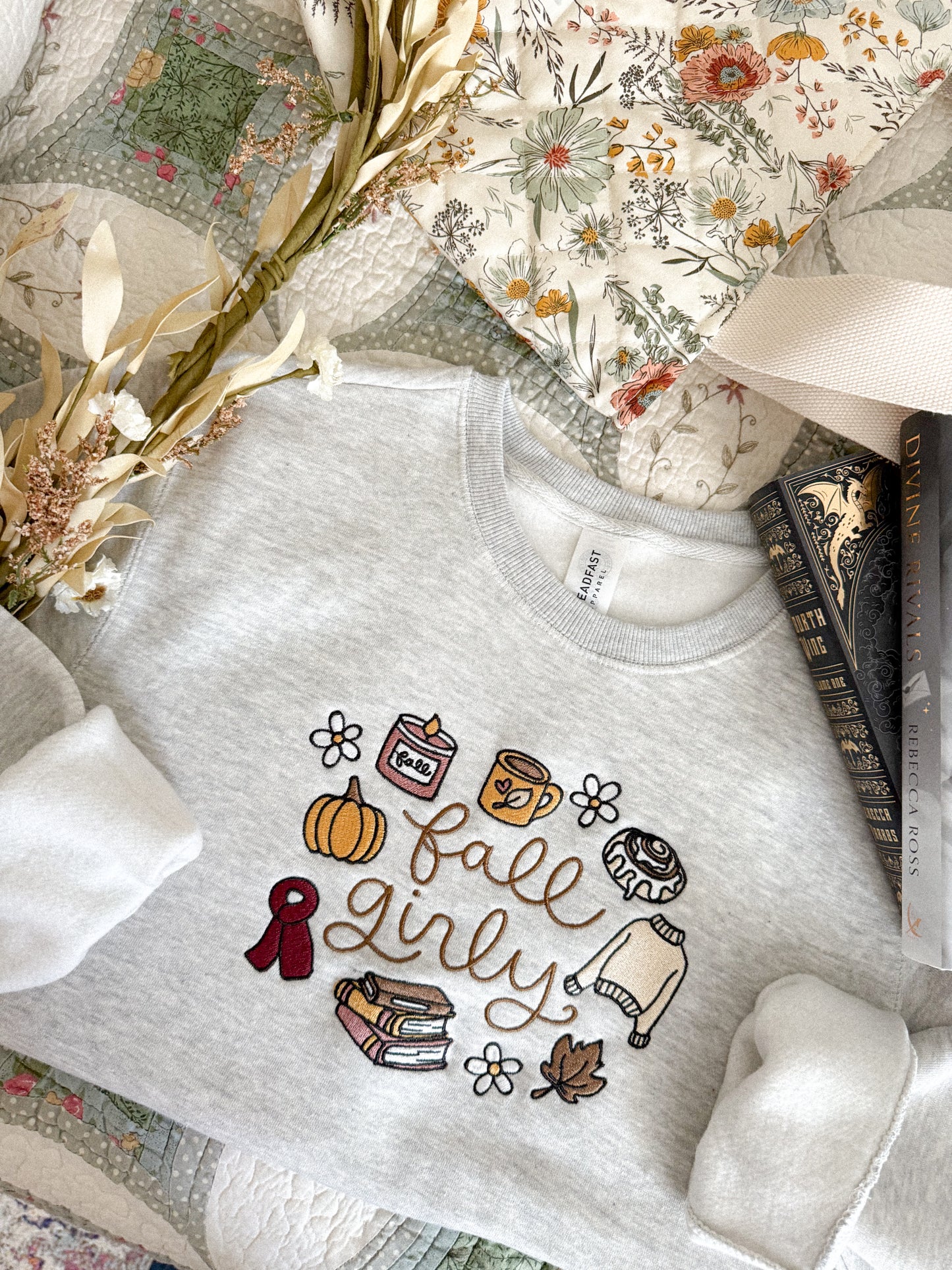 🍂 Fall Girly Embroidered Sweatshirt